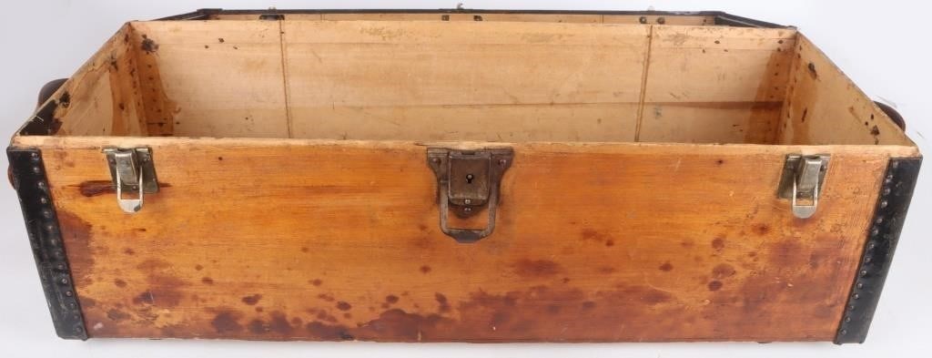 ANTIQUE BULLOCK'S LOS ANGELES CHEST W/ EAGLE: Antique shipping chest from the Los Angeles retailer "Bullock's". it's lid has a custom painted design featuring a bald-eagle's profile with the text "Red Eagle" on either side of it. Condition: See p