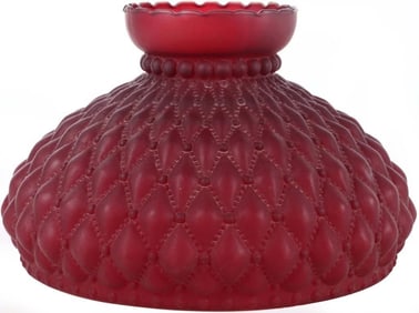 VINTAGE FENTON RED QUILTED GLASS LAMP SHADE