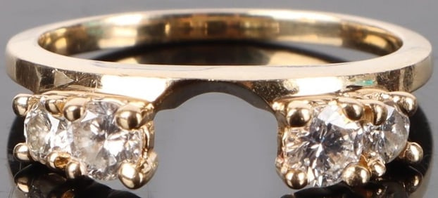 0.22CTW 14K YELLOW GOLD LADIES RING W/ DIAMONDS