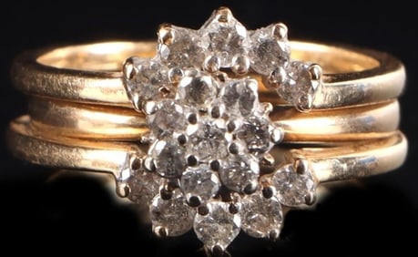 14K YELLOW GOLD LADIES NESTED RING W/ 18 DIAMONDS