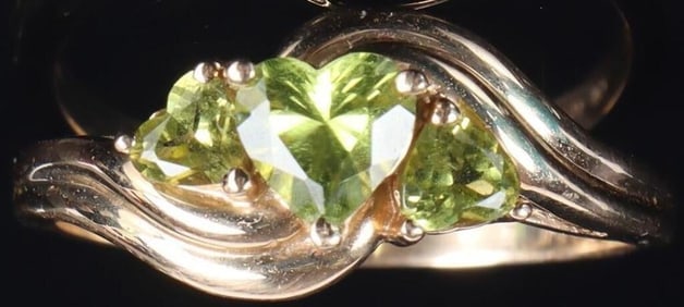 14K YELLOW GOLD MENS RING W/ PERIDOT GEMSTONES