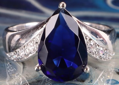 14K WHITE GOLD MENS RING W/ COLORED RHINESTONES