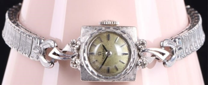 14K WHITE GOLD DIAMOND OMEGA VINTAGE WRISTWATCH