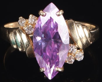 10K YELLOW GOLD LADIES RING W/ COLORED STONES