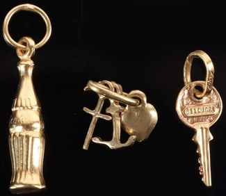 18K YELLOW GOLD LADIES PENDANTS WHIMSICAL LOT OF 3