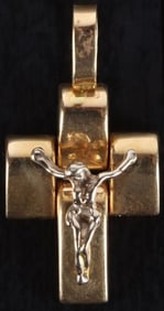 18K YELLOW GOLD JESUS CRUCIFIXION PENDANT
