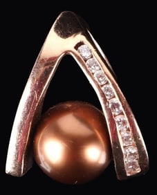 LE VIAN CHOCOLATE PEARL & DIAMOND 14K PENDANT