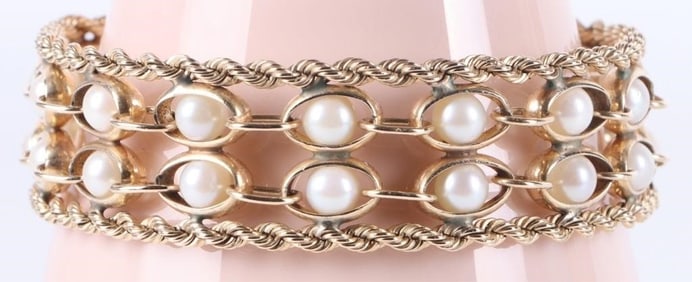 14K YELLOW GOLD LADIES BRACELET W/ 28 ROUND PEARLS