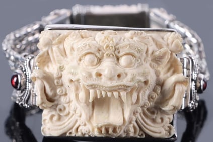 STERLING SILVER INDONESIAN BRACELET W/ BONE GARNET