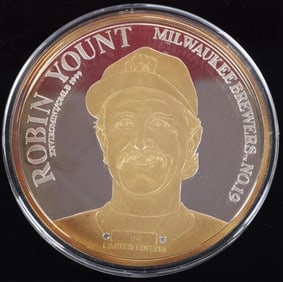 FINE SILVER 6 OZT DIAMOND ROBIN YOUNT HOF ROUND