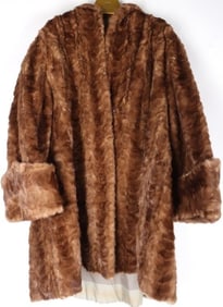 LADIES MEDIUM BROWN MID LENGTH FUR COAT
