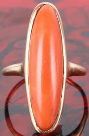 10K YELLOW GOLD CABOCHON RED CORAL LADIES RING
