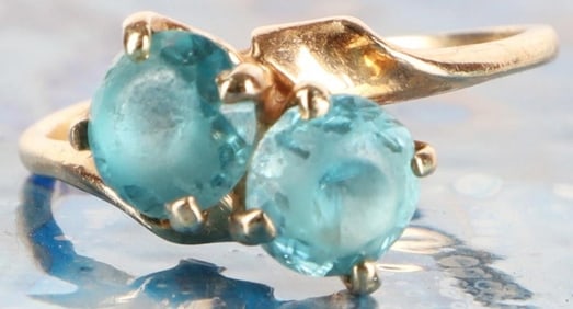 2.0CTW BLUE TOPAZ 10K YELLOW GOLD LADIES RING