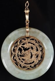 14K YELLOW GOLD JADE PENDANT W/ CHINESE DRAGON
