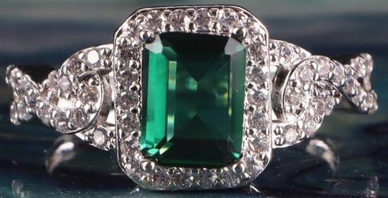 1.75CT EMERALD & QUARTZ STERLING LADIES RING