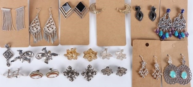 LADIES STERLING SILVER JEWELRY LOT OF 16