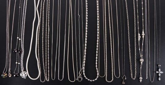 STERLING SILVER LADIES NECKLACES MEGA LOT (23)
