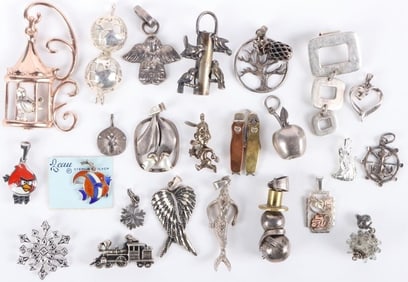 STERLING SILVER LADIES PENDANTS LOT OF 25