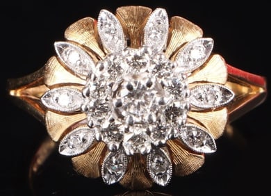 14K YELLOW GOLD DIAMOND SUN RAYS LADIES RING