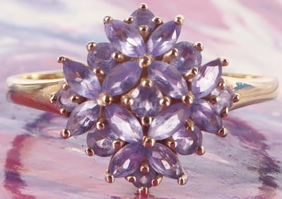 14K YELLOW GOLD TANZANITE FLOWER LADIES RING