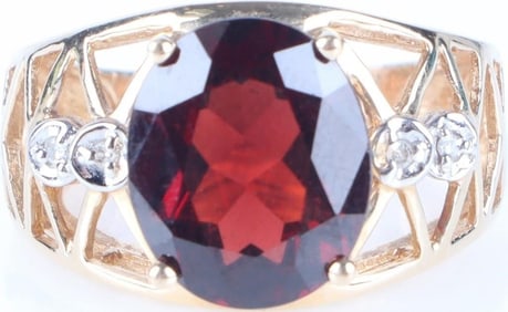 10K YELLOW GOLD GARNET DIAMOND LADIES RING