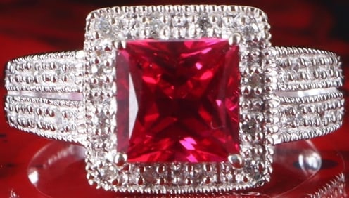 10K WHITE GOLD LADIES RING W/ DIAMONDS & RUBY
