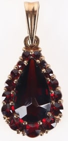 14K YELLOW GOLD LADIES PENDANT W/ GARNET GEMSTONES