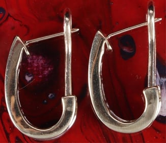 10K YELLOW GOLD LADIES EARRINGS W/ DIAMONDS