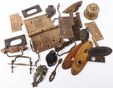 ANTIQUE VICTORIAN-STYLE BRASS HARDWARE