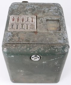 1930'S MILLS VEST POCKET SLOT MACHINE