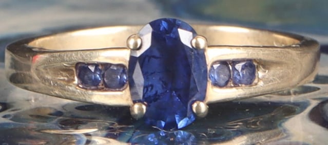 ANTIQUE 10K LADIES RING W/ RADIANT SAPPHIRES