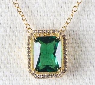1.75CT EMERALD & QUARTZ STERLING PENDANT NECKLACE