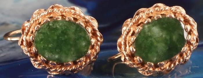 14K YELLOW GOLD JADE LADIES EARRINGS