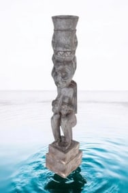 VINTAGE HAND CARVED 39' AFRICAN WOODEN STATUE