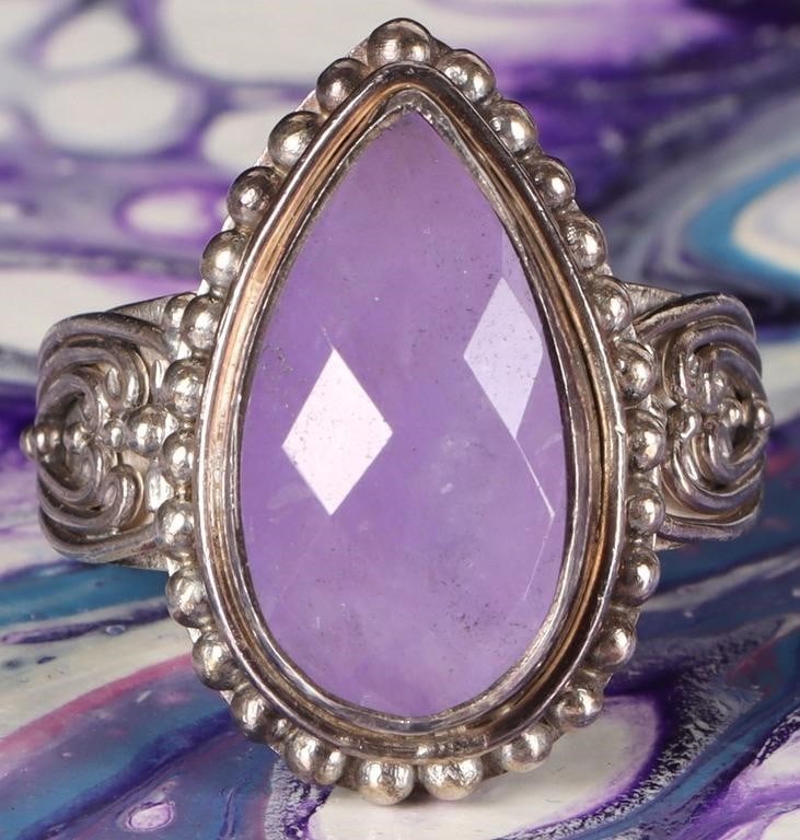 STERLING SILVER LADIES RING W/ LAVENDER JADE STONE (1 of 4)