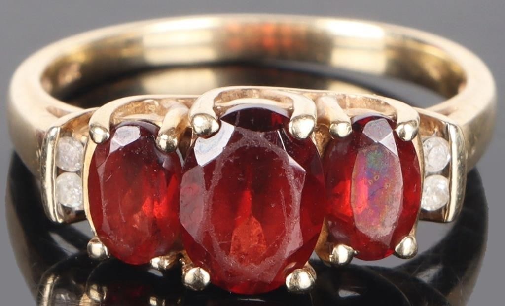 10K YELLOW GOLD DIAMOND GARNET LADIES RING (1 of 3)