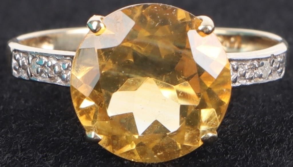CITRINE & DIAMOND 10K YELLOW GOLD LADIES RING (1 of 3)