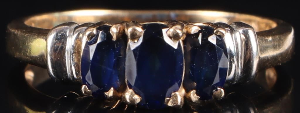 10K YELLOW GOLD BLUE SAPPHIRE LADIES RING (1 of 4)