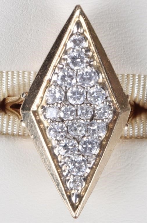18 DIAMONDS 1.1CTW 14K YELLOW GOLD LADIES RING (1 of 3)