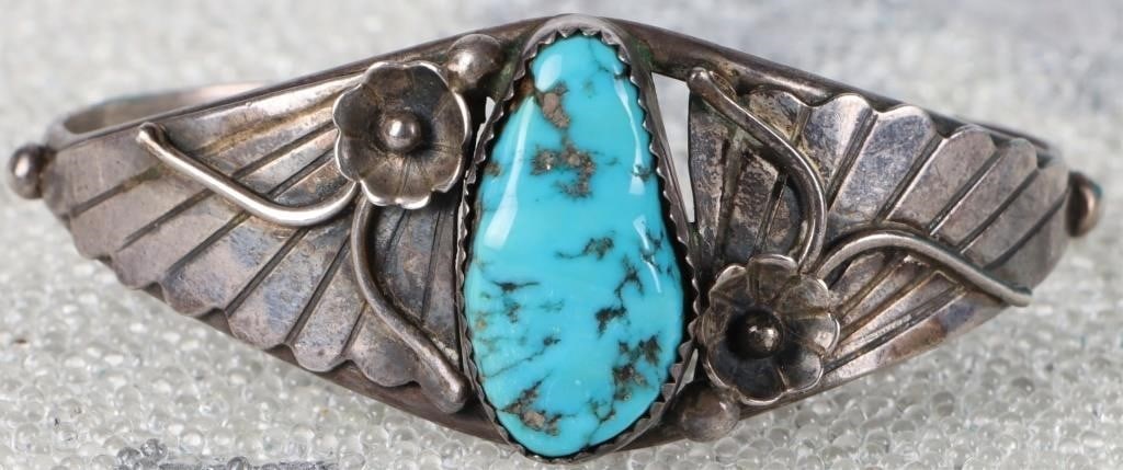 B.B. SIGNED SOUTHWEST NAVAJO TURQUOISE BRACELET (1 of 3)
