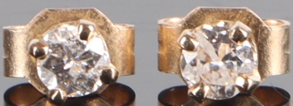 0.20CT DIAMOND 14K YELLOW GOLD STUD EARRINGS (1 of 2)