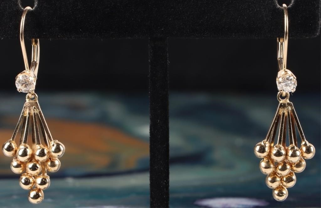 14K YELLOW GOLD NATURAL DIAMOND LADIES EARRINGS (1 of 4)