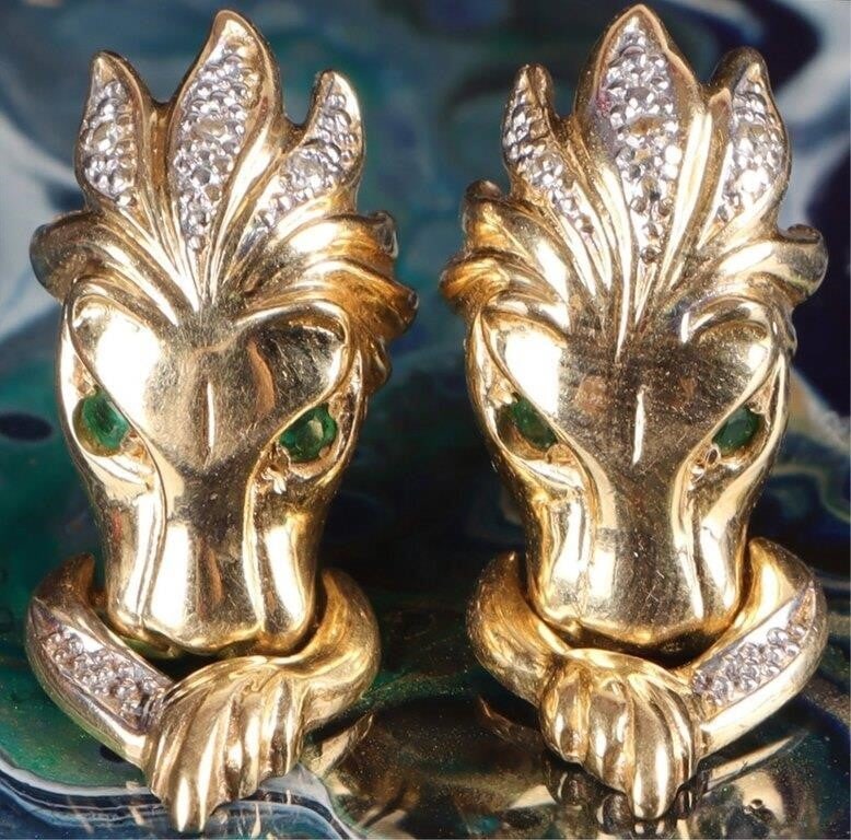 18K YELLOW GOLD EMERALD DIAMOND LION EARRINGS (1 of 5)