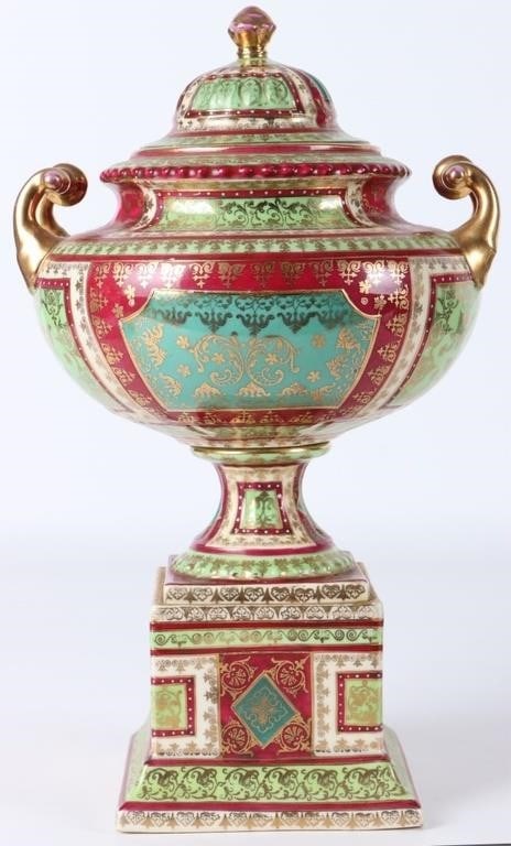 19TH C. URN AUSTRIAN PORCELAIN VASE PAINTED (1 of 8)