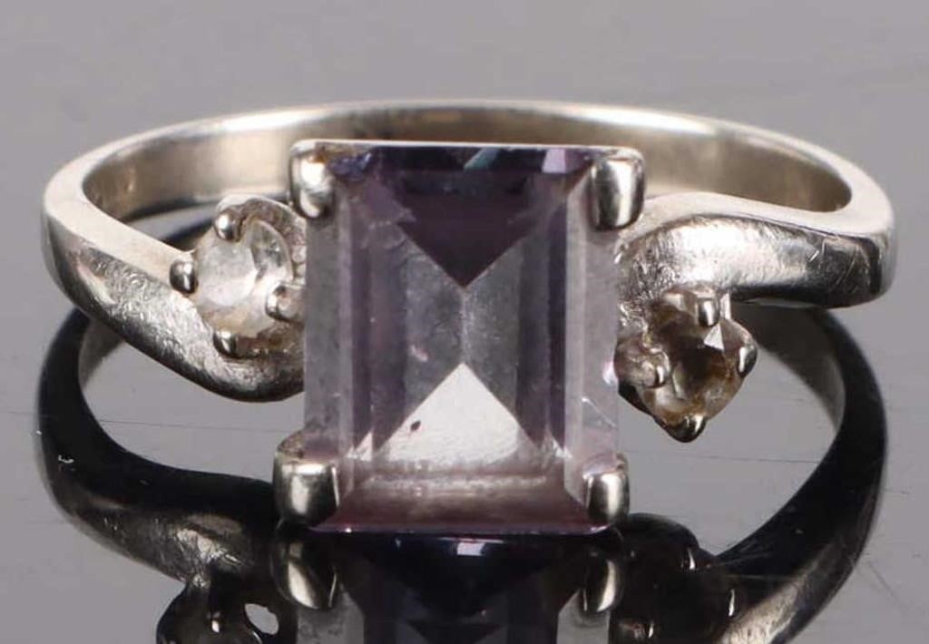 1.5CT BLUE SAPPHIRE 10K WHITE GOLD LADIES RING (1 of 3)