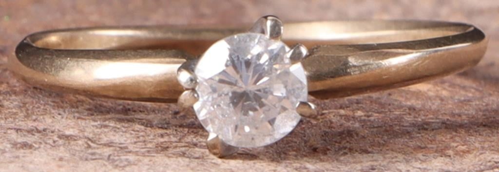14K YELLOW GOLD RING NATURAL DIAMOND F-G & VS (1 of 4)