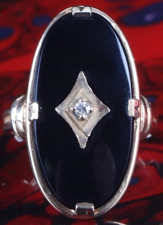14K YELLOW GOLD LADIES RING W/ DIAMOND OVER ONYX (1 of 4)