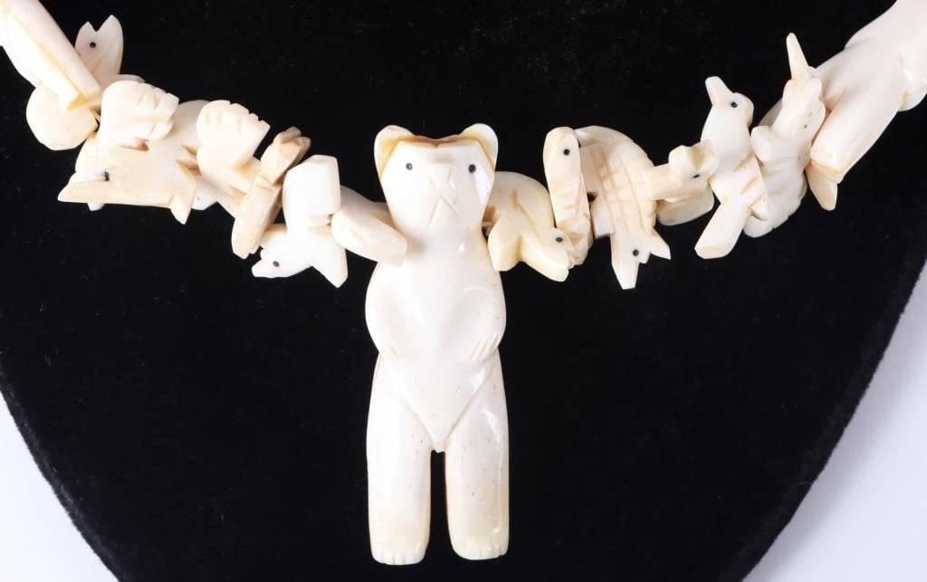 HAND-CARVED BONE ZUNI FETISH NATIVE NECKLACE (1 of 5)