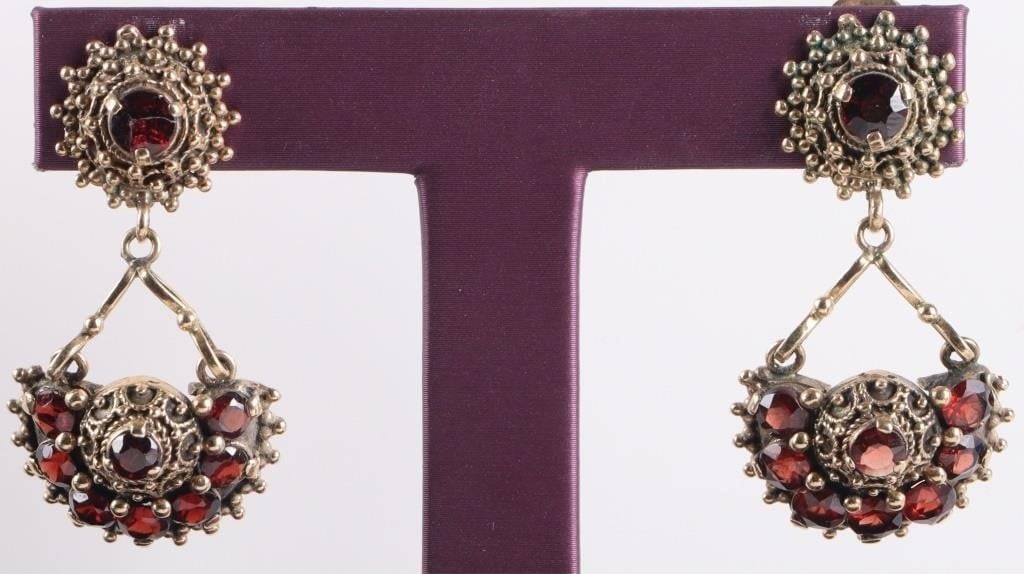 14K YELLOW GOLD LADIES CLIP-ON EARRINGS W/ GARNET (1 of 4)