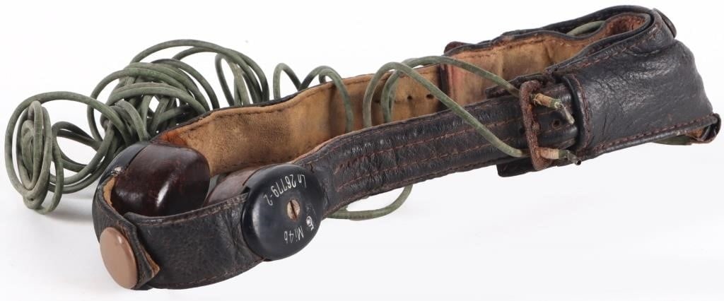 WWII GERMAN LUFTWAFFE THROAT MICROPHONE SET (1 of 3)